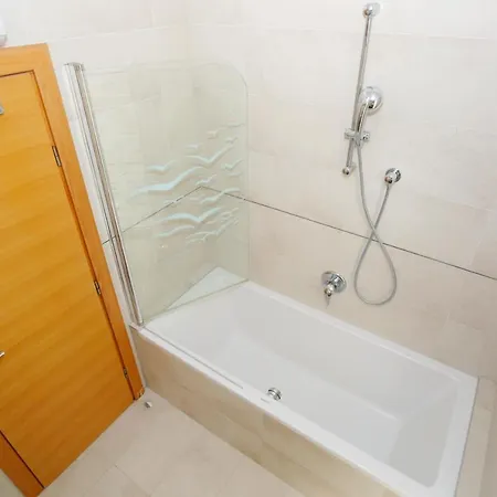 Luxury Family Apartment Omis Exterior photo